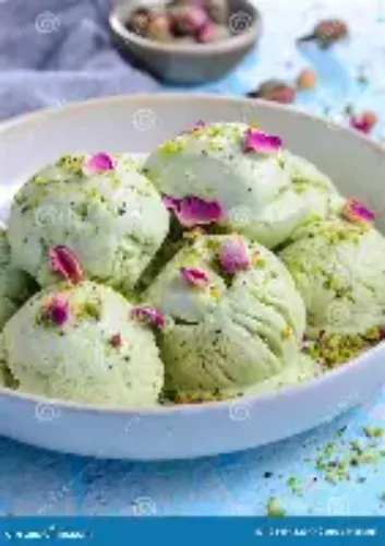 Pista Milk Shake with Ice Cream